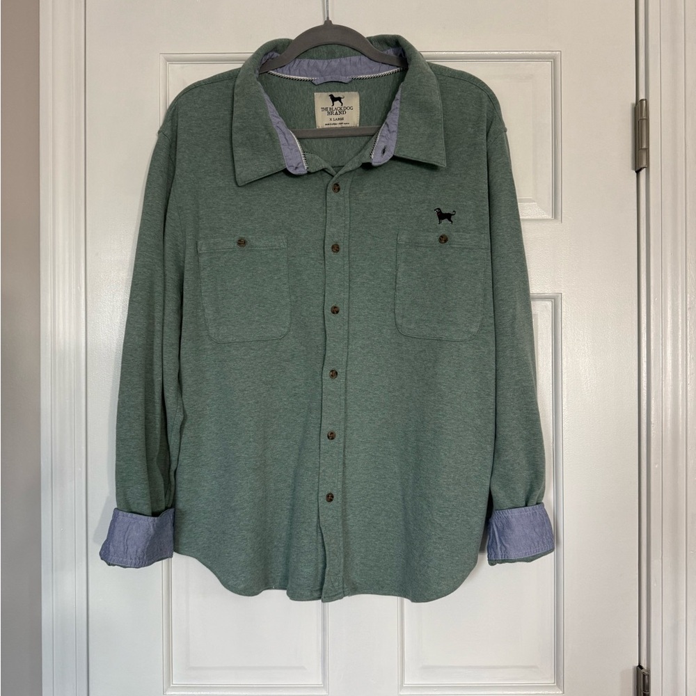 The Black Dog Green Casual Button Down Shirt NWOT